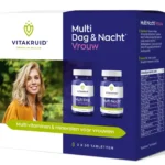 Æske Vitakruid – Multi Dag & Nat® Kvinde (2 x 30 tabletter) multivitaminer, designet til kvinder, med to flasker og en smilende kvinde vist på emballagen.