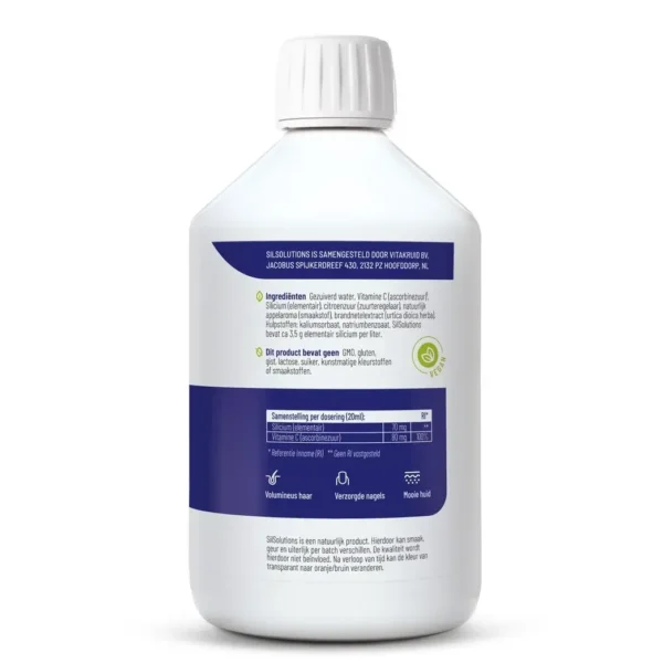 En hvid plastik Vitakruid – SilSolutions® (500 ml) flaske med en blå etiket, med produkt- og ingrediensinformation på hollandsk, sammen med en doseringsvejledning på bagsiden.